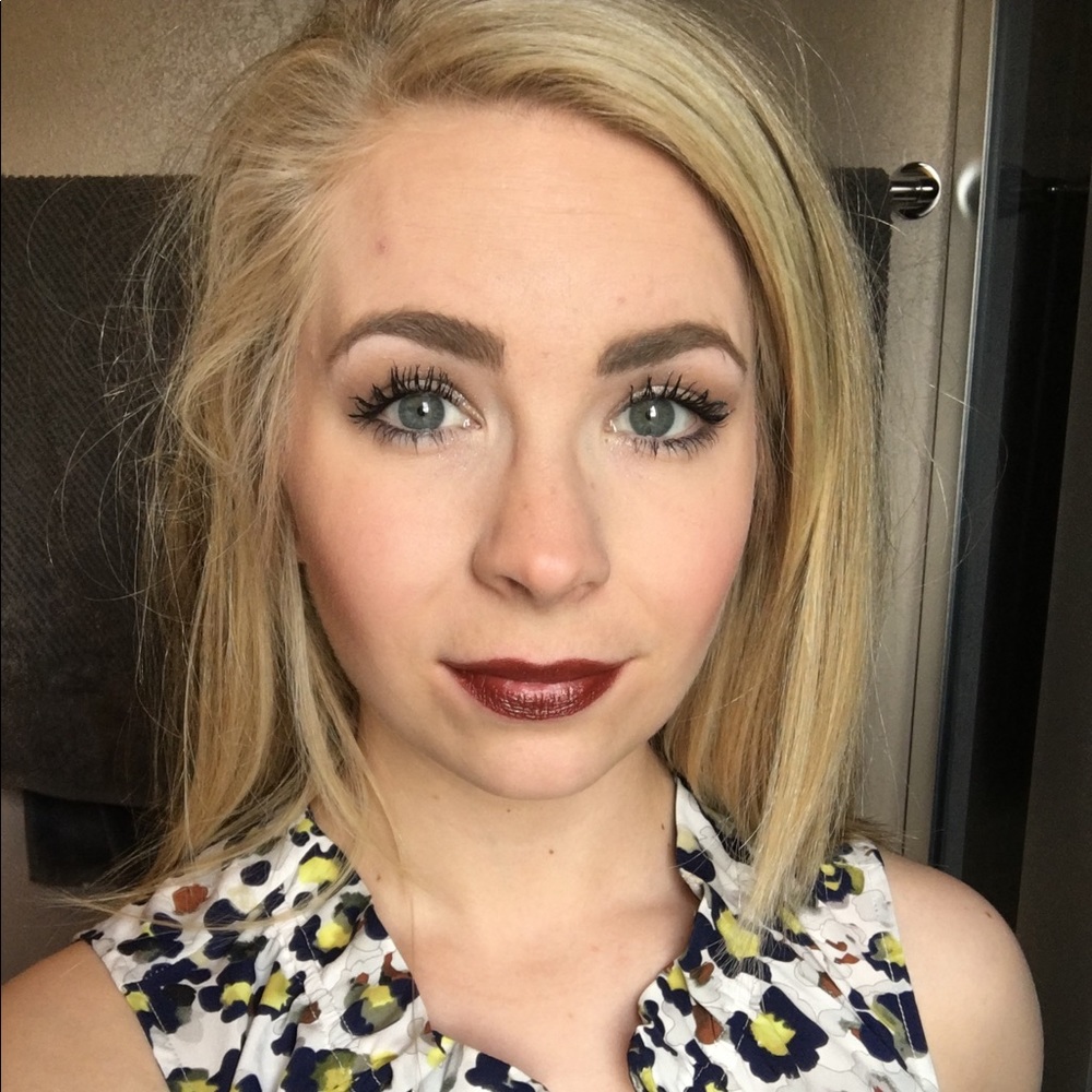 Meet your Posher, Hailey